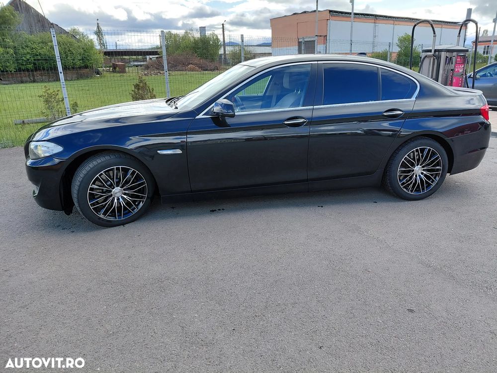 BMW Seria 5 530d xDrive Aut. - 14