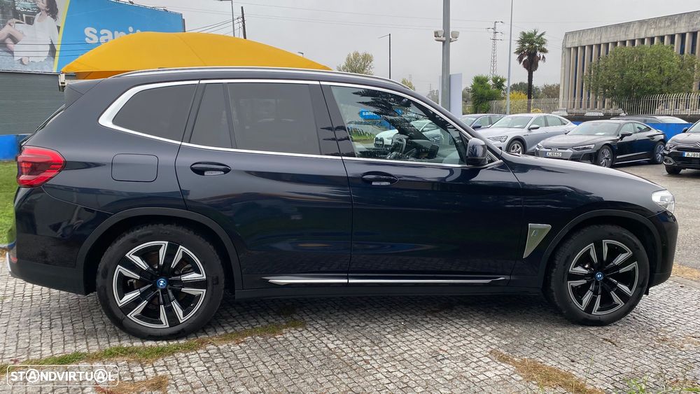 BMW iX3 Inspiring - 9