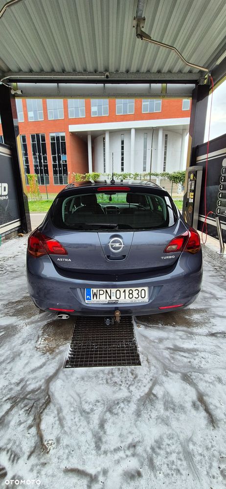 Opel Astra 1.4 T Cosmo - 7