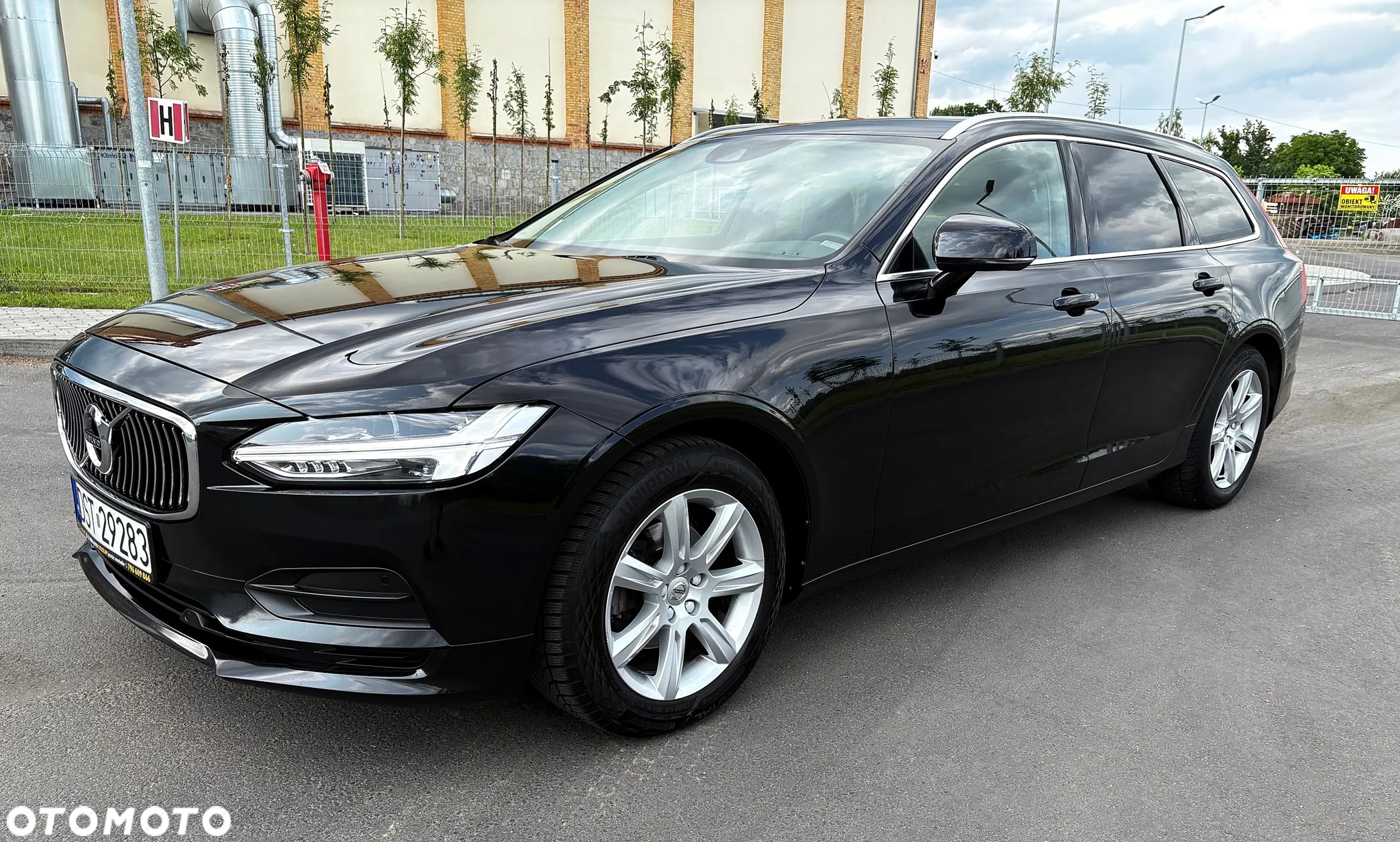 Volvo V90 D3 Momentum Pro - 9
