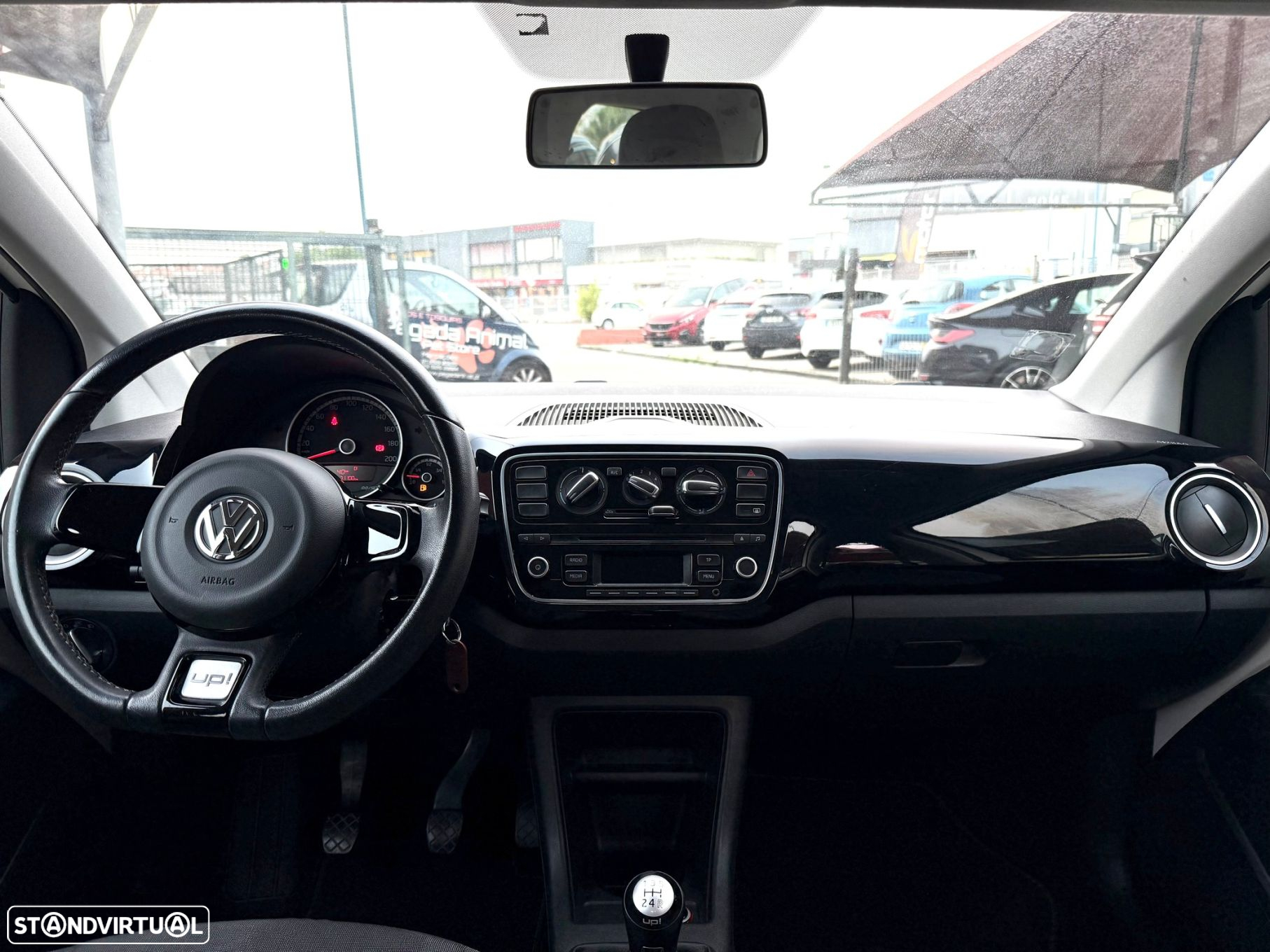 VW Up! - 12