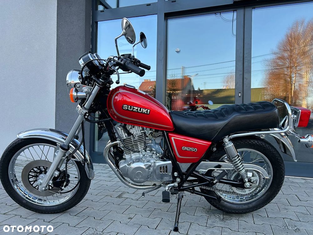 Suzuki GN - 16