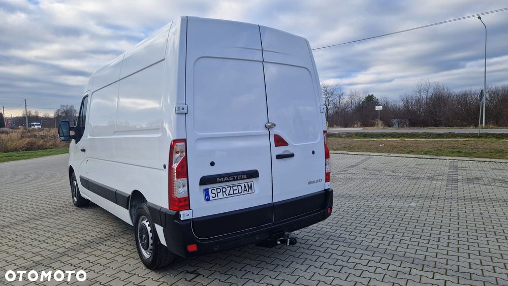 Renault MASTER L2H2 - 35