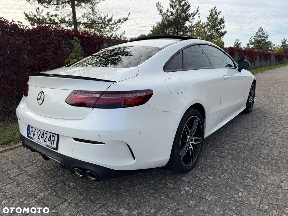 Mercedes-Benz Klasa E - 8