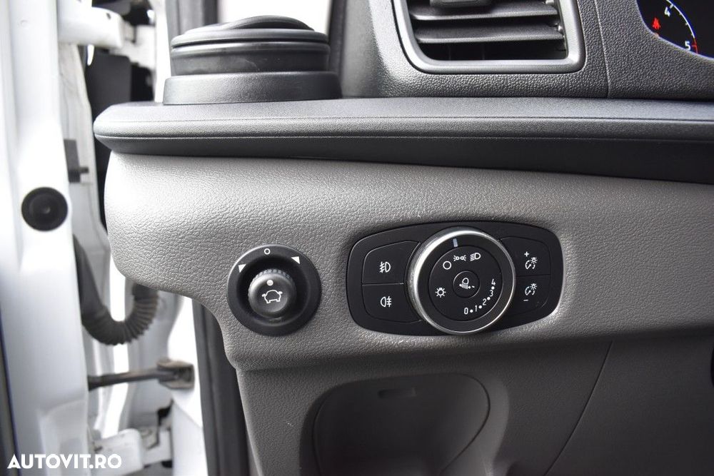 Ford Transit - 27