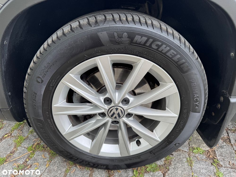 Volkswagen Tiguan 2.0 TDI Perfectline - 33