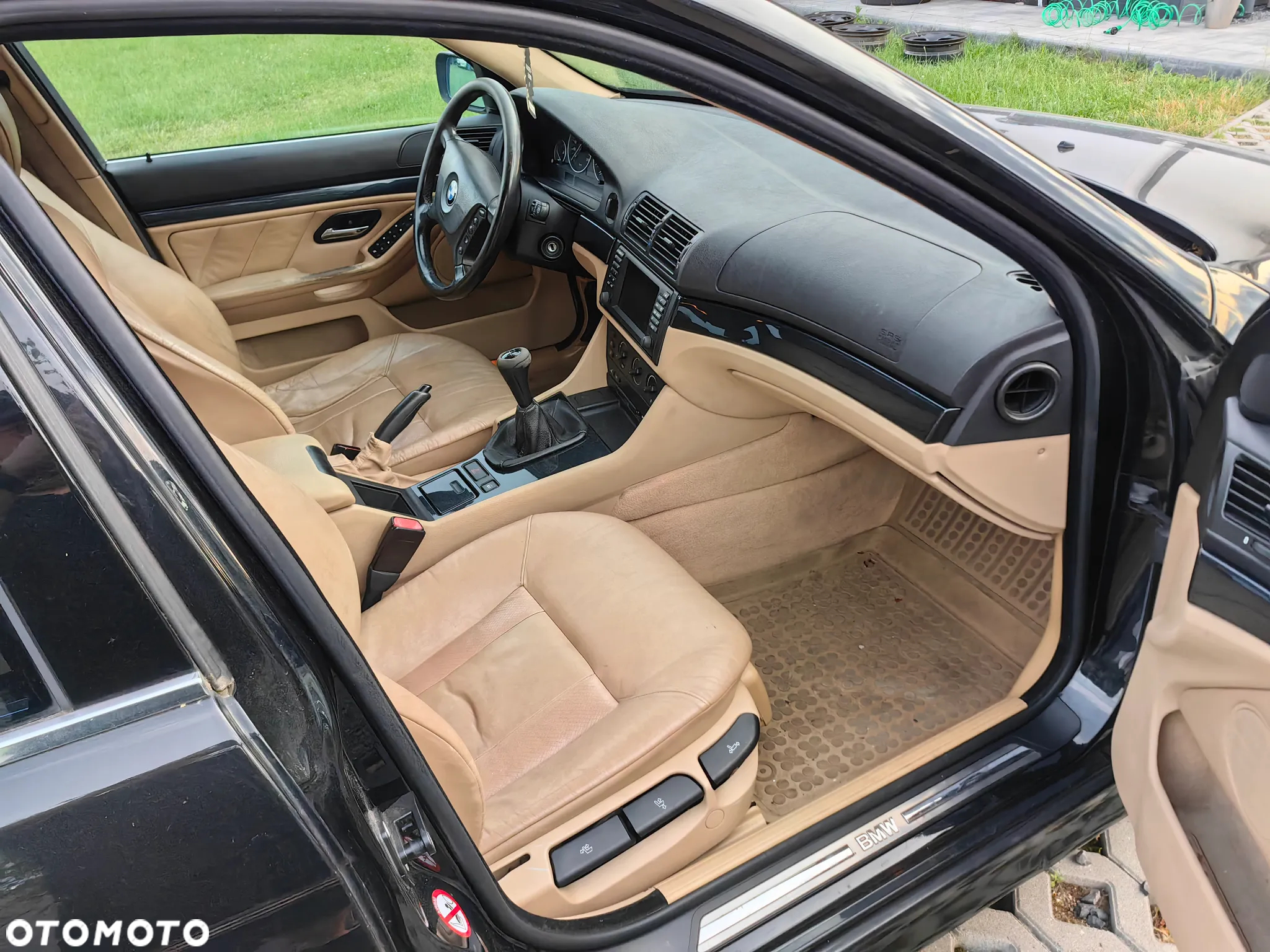 BMW Seria 5 520i Touring Edition Exclusive - 4