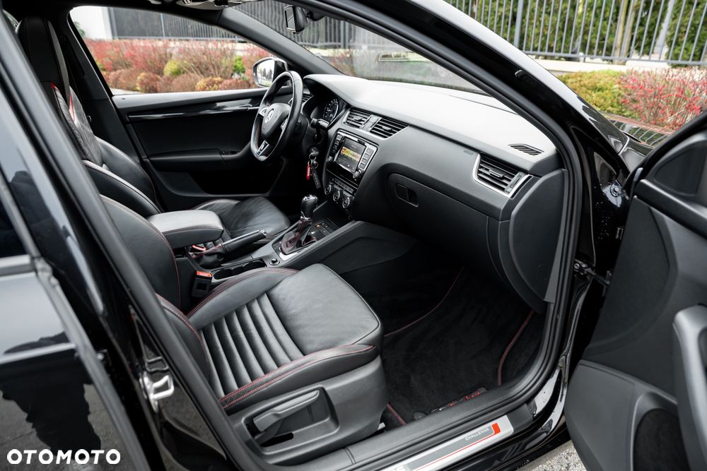 Skoda Octavia 2.0 TDI RS Challenge DSG - 8