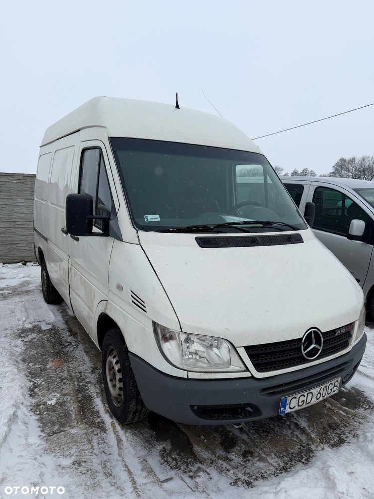 Mercedes-Benz Sprinter 208CDI - 1