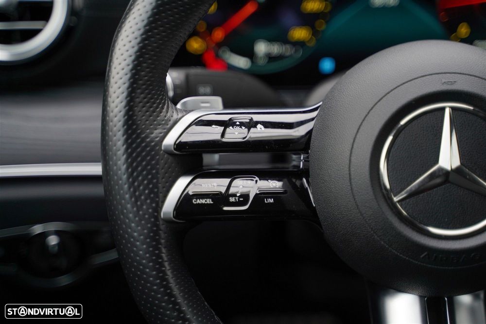 Mercedes-Benz E 220 d AMG Line - 19