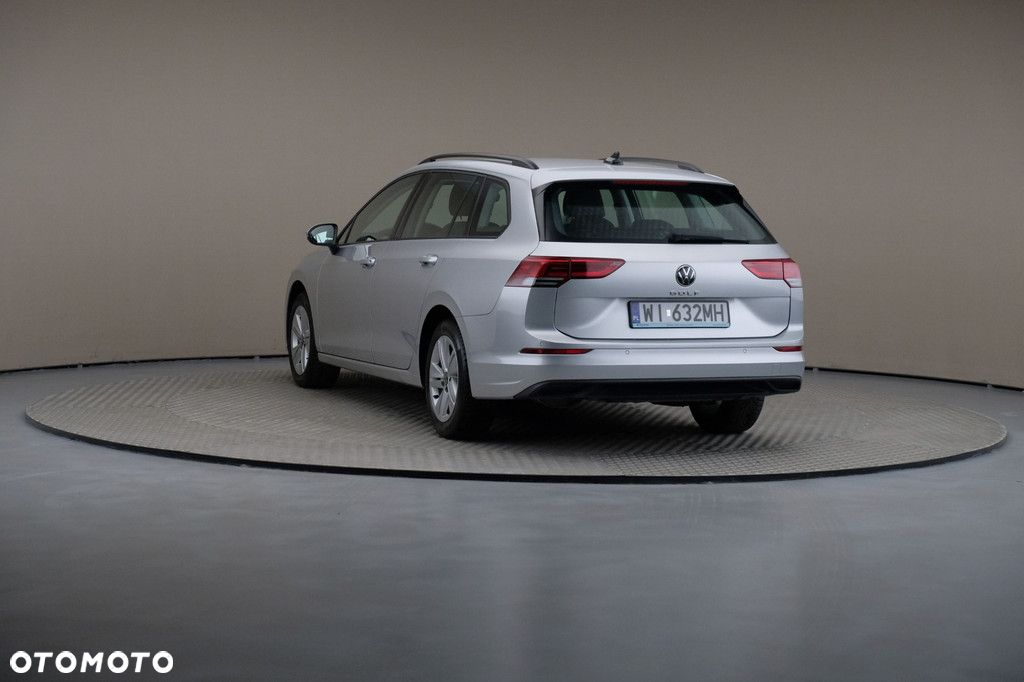 Volkswagen Golf - 2