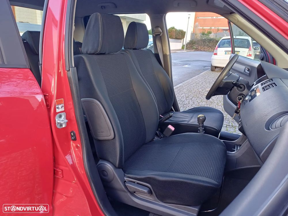 Suzuki Swift 1.3 DDiS GL - 32