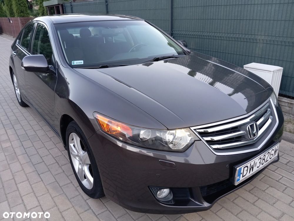 Honda Accord 2.0 Executive - 39