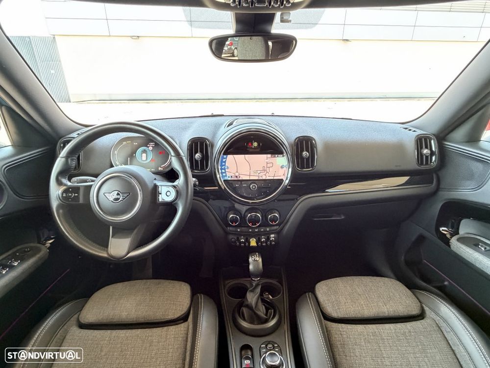 MINI Countryman Cooper SE ALL4 Sport Edition Auto — fotografia 15