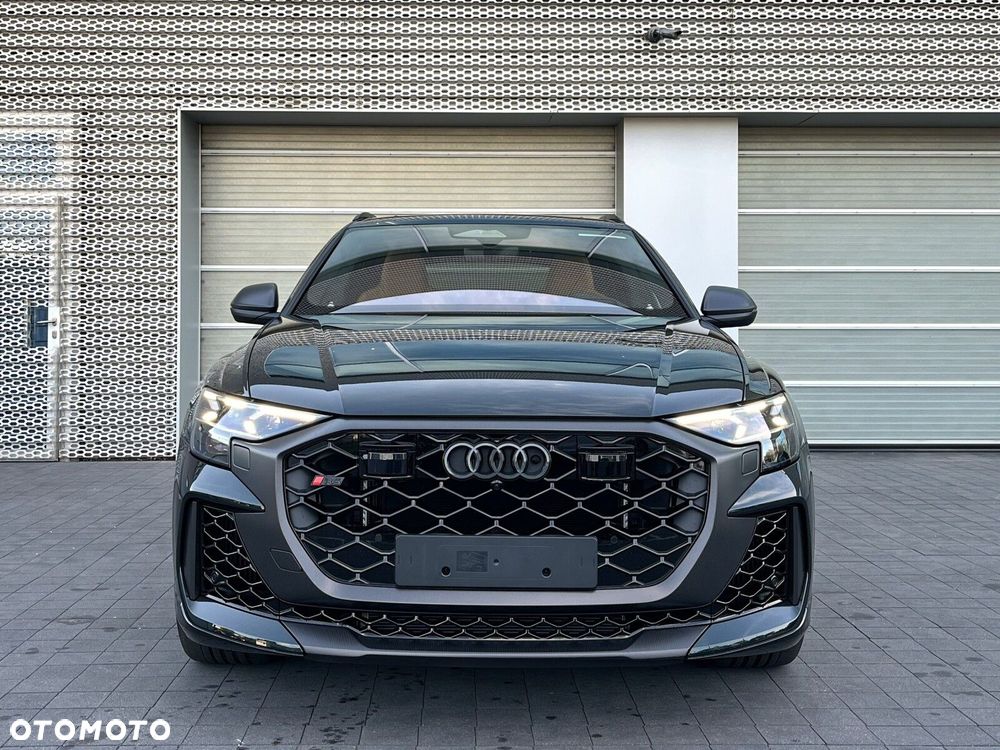 Audi RS Q8 - 9