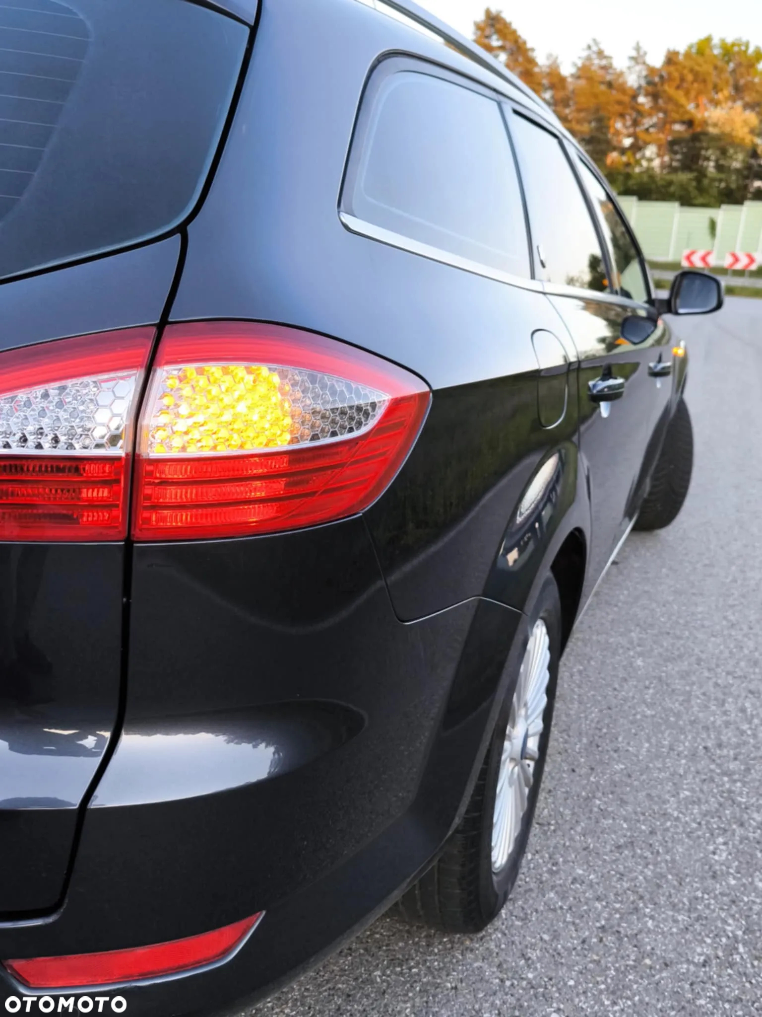 Ford Mondeo 2.0 FF Ghia - 8