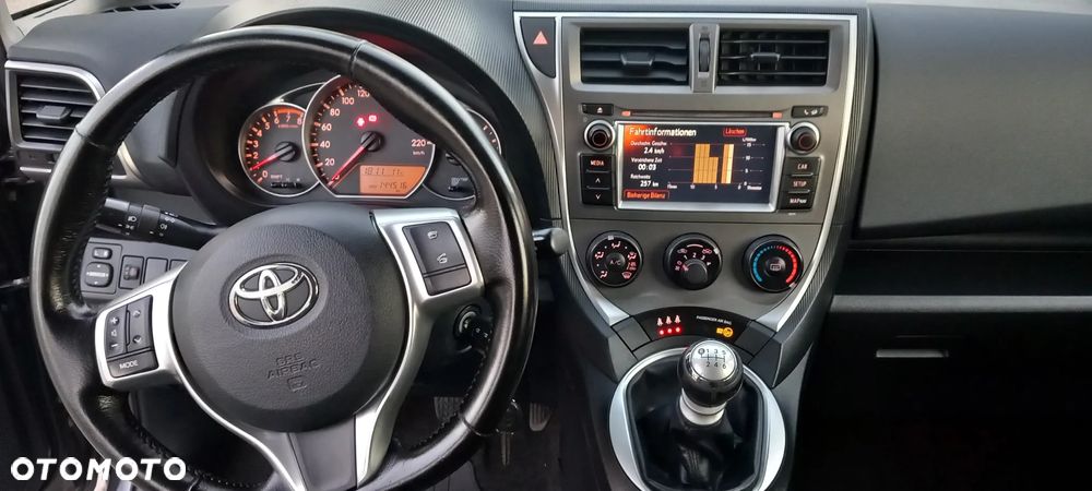 Toyota Verso S 1.33 VVT-i - 10