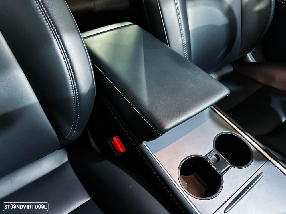 Tesla Model 3 Long Range AWD Dual Motor - 26