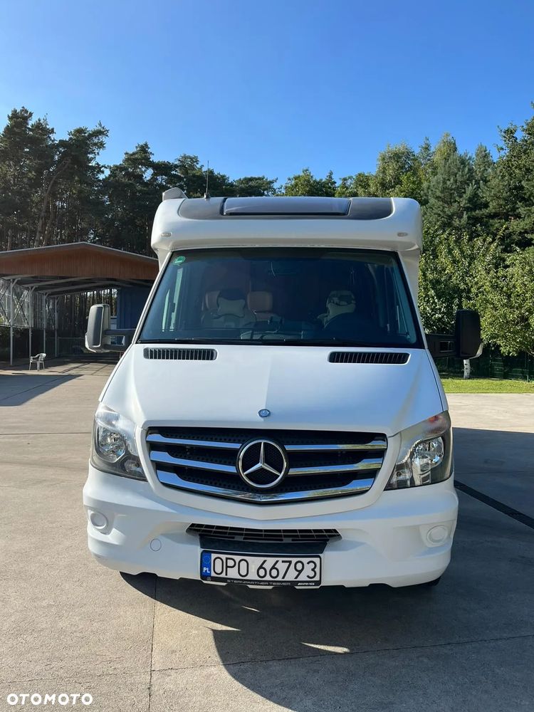 Mercedes-Benz Sprinter - 2