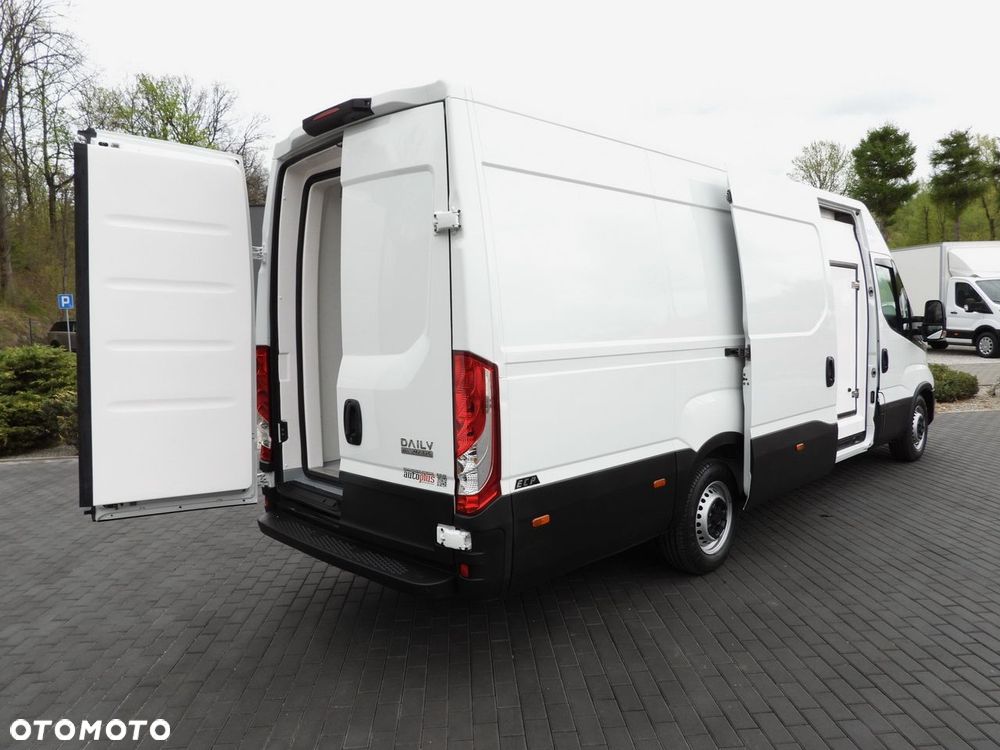 Iveco DAILY 35S14 FURGON CHŁODNIA  0*C ZASILANIE 230V TEMPOMAT AUTOMAT HI-MATIC KLIMATYZACJA  140KM - 4