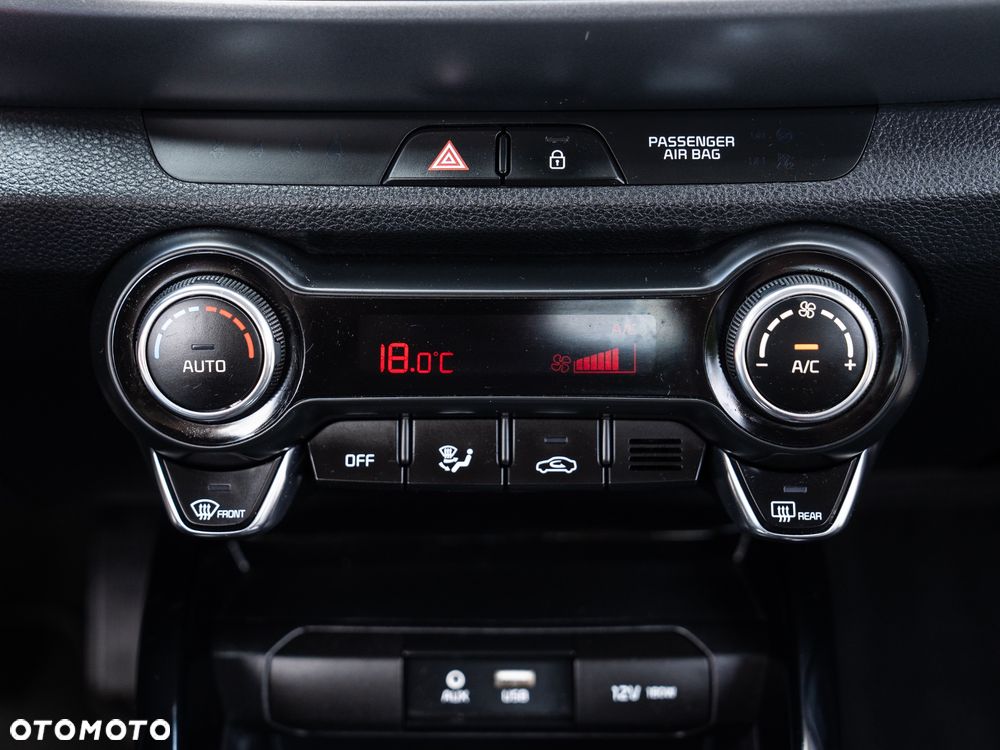 Kia Stonic 1.4 L - 36