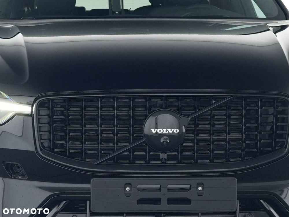 Volvo XC 60 T8 Plug-In Hybrid AWD Plus Black Edition - 4