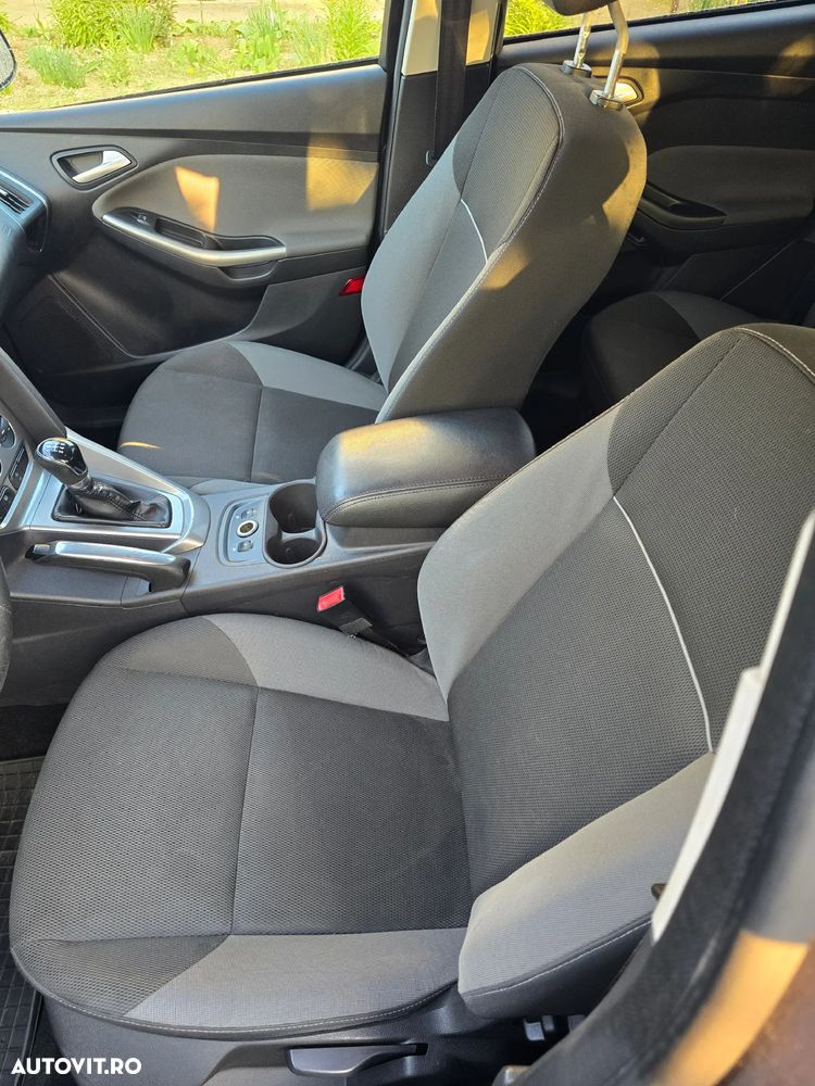 Ford Focus 1.0 EcoBoost Start-Stopp-System TREND - 6