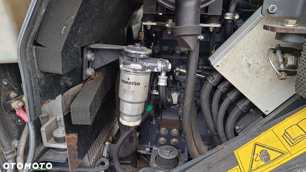 Komatsu WA-80 - 12