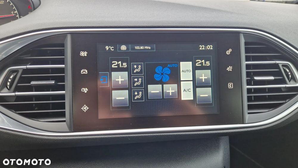 Peugeot 308 ver-1-6-bluehdi-allure-s-s-eat6 - 22