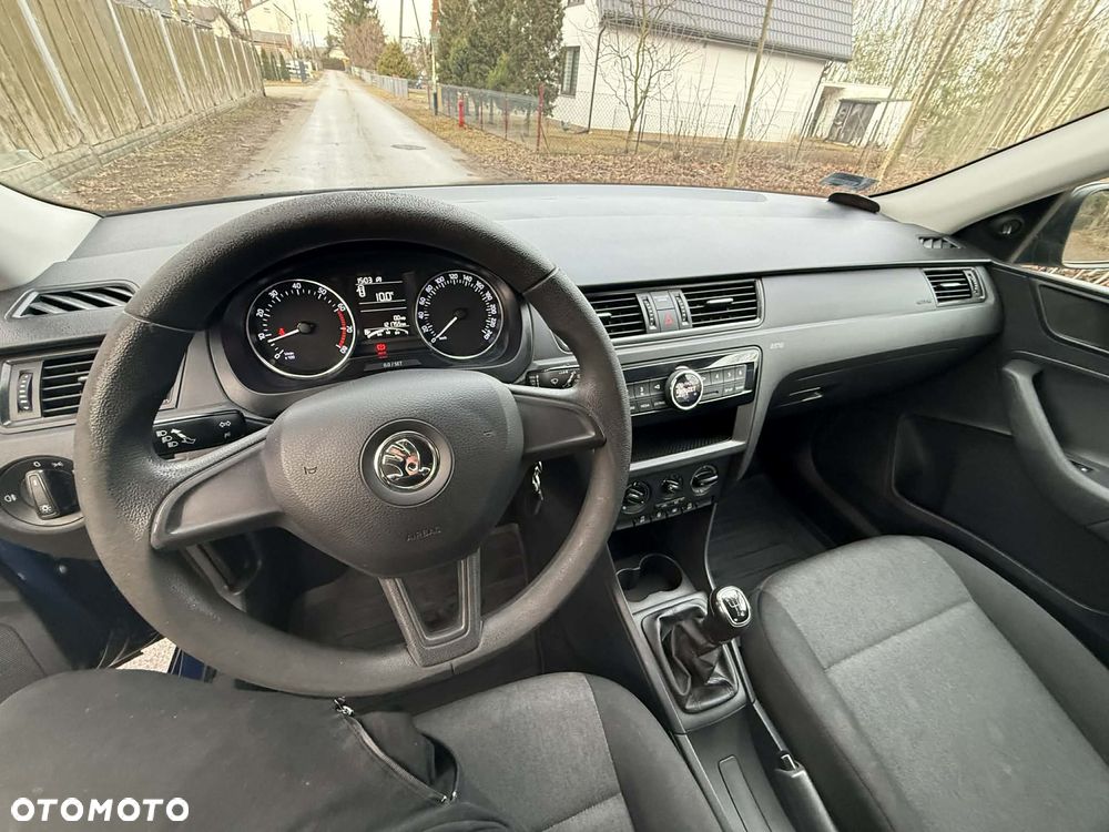 Skoda RAPID 1.2 TSI Active - 9