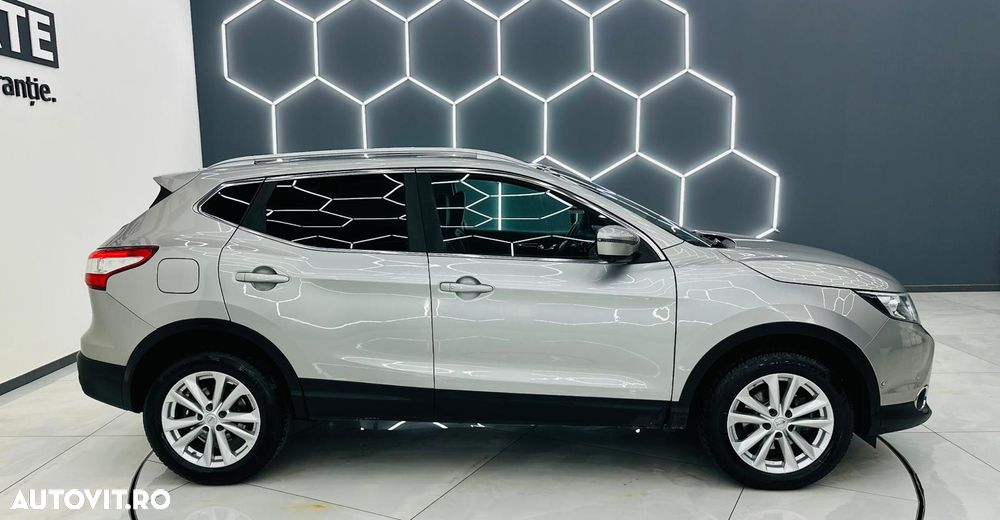 Nissan Qashqai 1.2 DIG-T TEKNA - 36