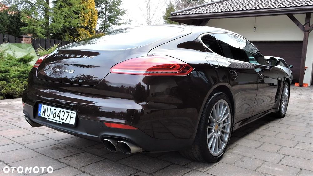 Porsche Panamera - 3