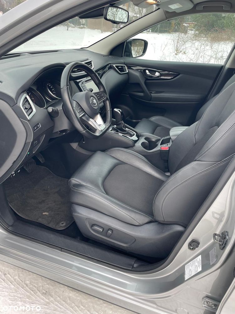 Nissan Qashqai 1.3 DIG-T DCT SHIRO - 19