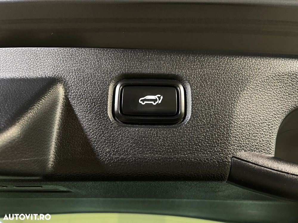 Kia Sportage 1.6 T-GDI HEV 6AT 4x2 GT Line - 23