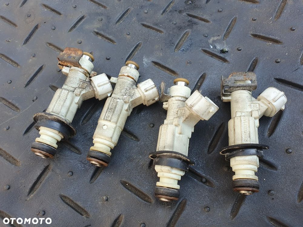 Wtryskiwacz 0280156270 BOSCH 0 280 156 270 VW 030 906 031 AD 030906031AD VW FOX - 1