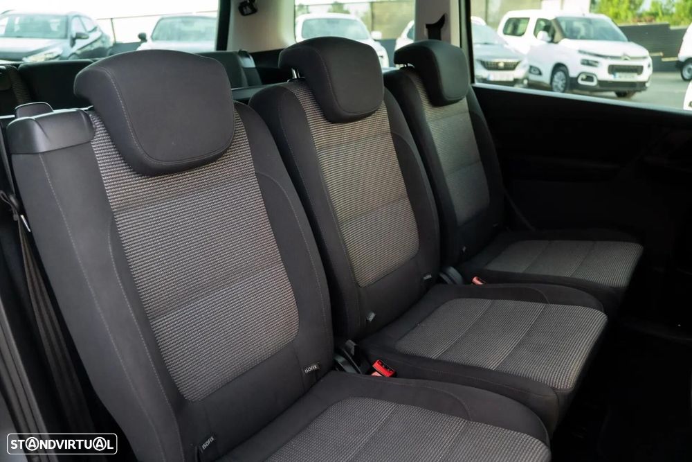 VW Sharan 2.0 TDI Confortline - 27