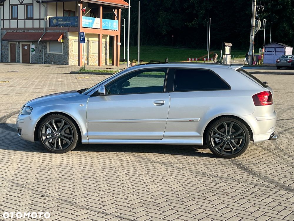 Audi A3 3-drzwiowe 3.2 Quattro Ambition DSG - 3