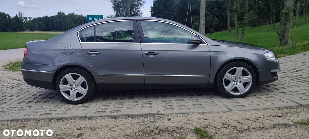 Volkswagen Passat - 6