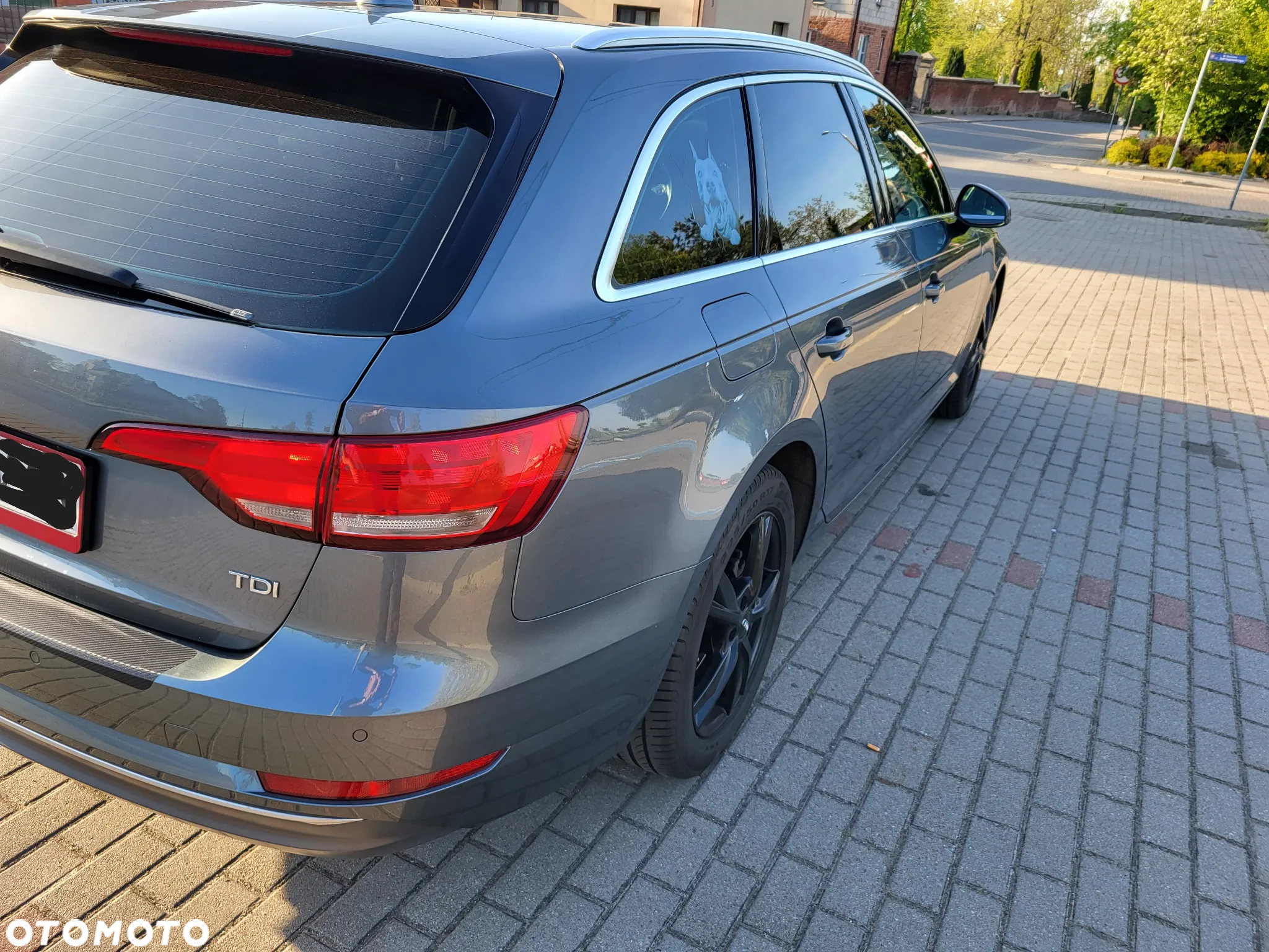Audi A4 2.0 TDI S tronic - 5