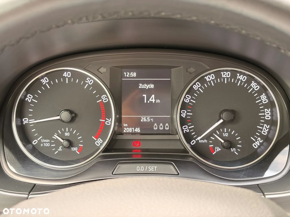 Skoda Fabia - 12