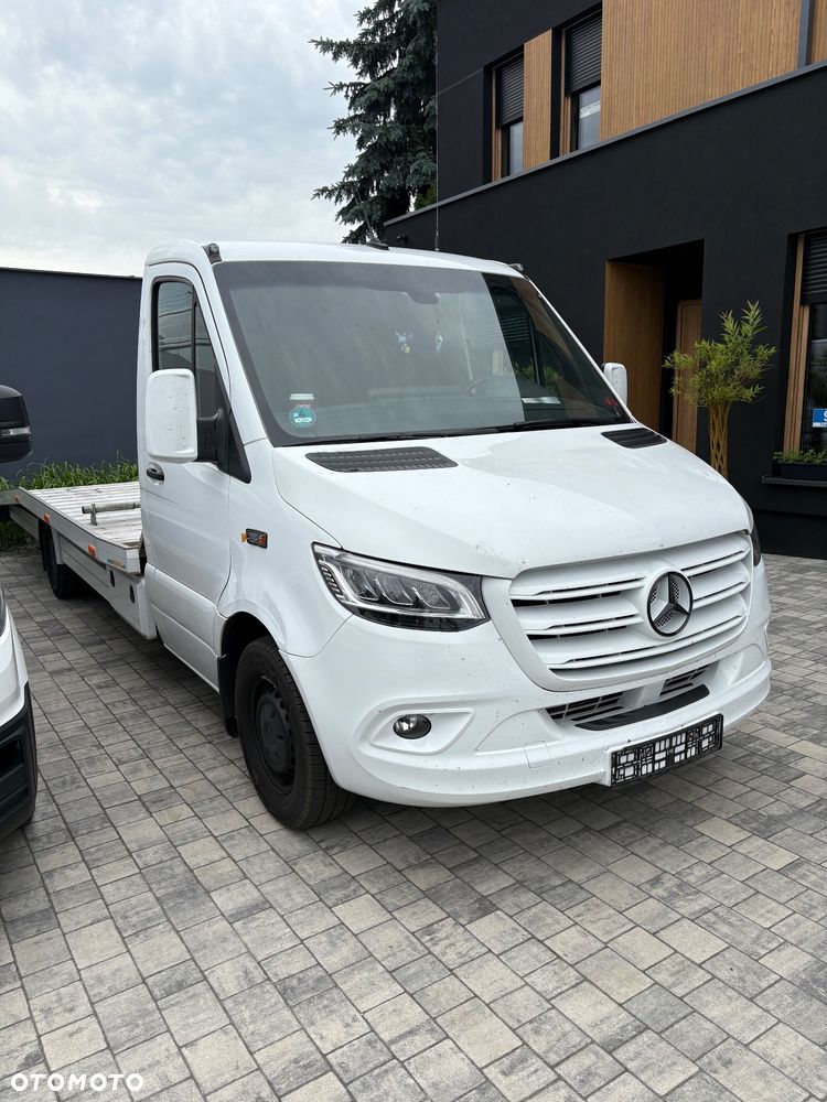 Mercedes-Benz Sprinter - 9