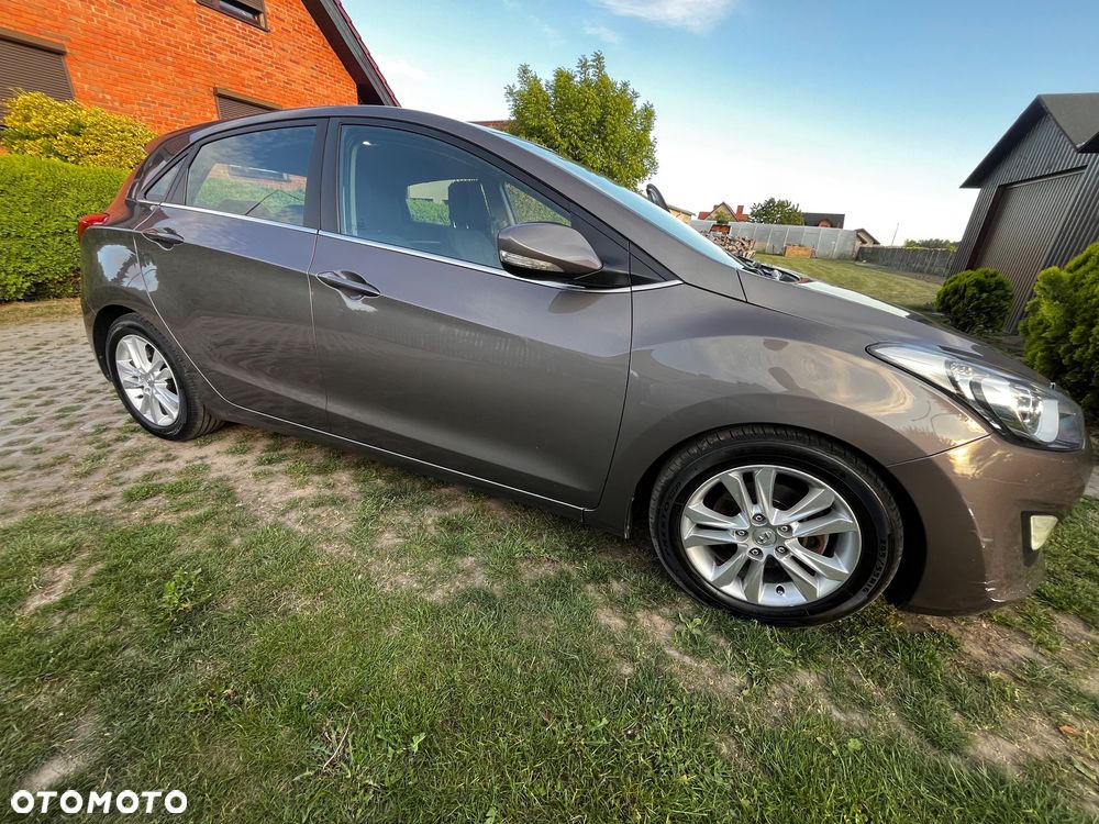 Hyundai i30 1.6 CRDI Trend - 6