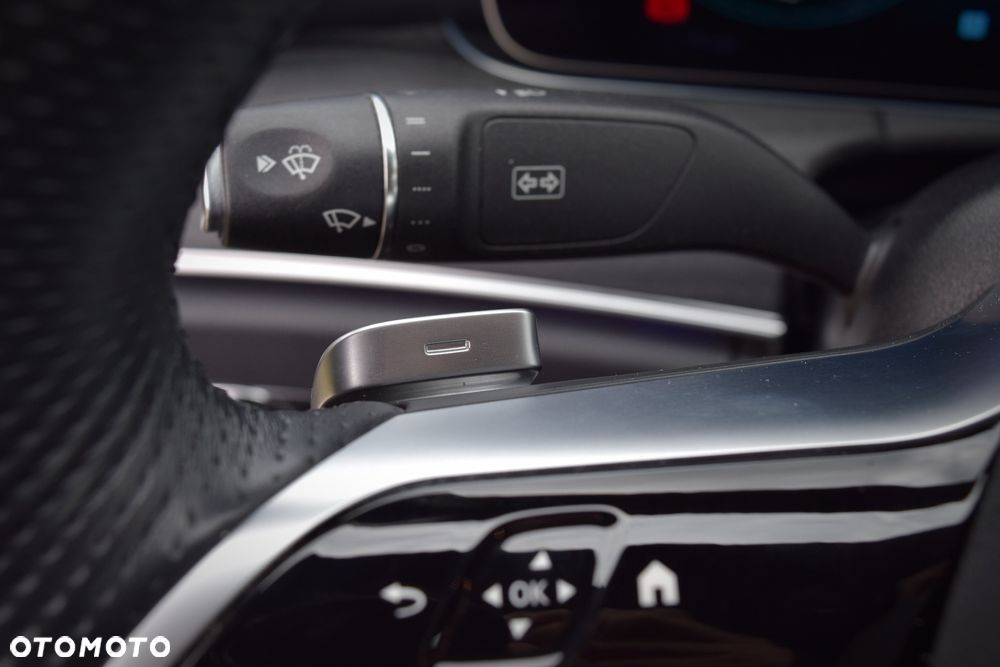 Mercedes-Benz Klasa E 220 d 4-Matic AMG/Avantgarde - 17