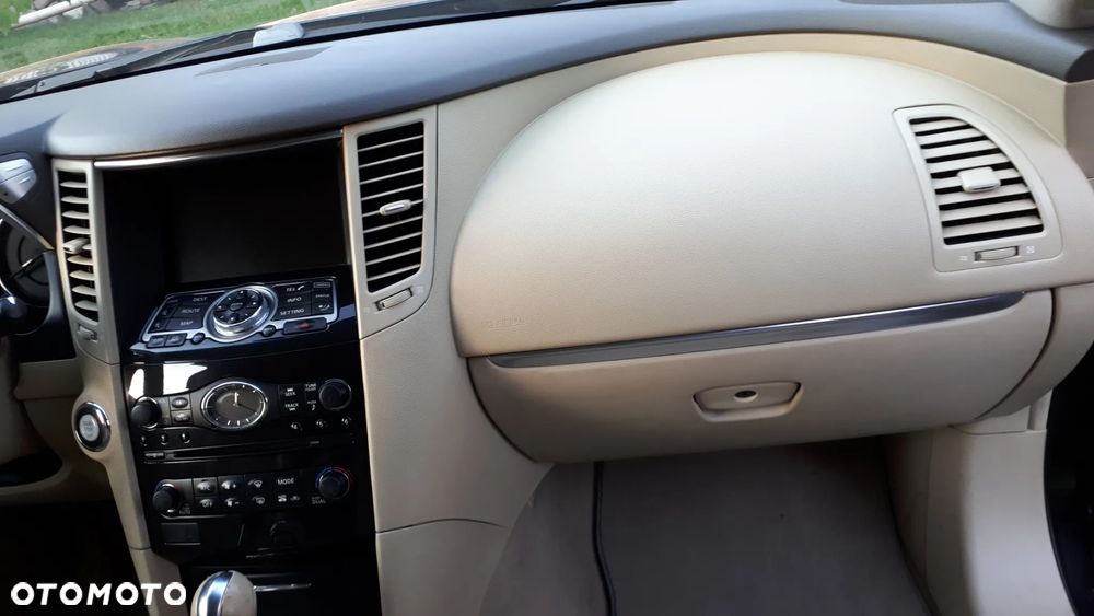 Infiniti FX FX30d S Premium - 21