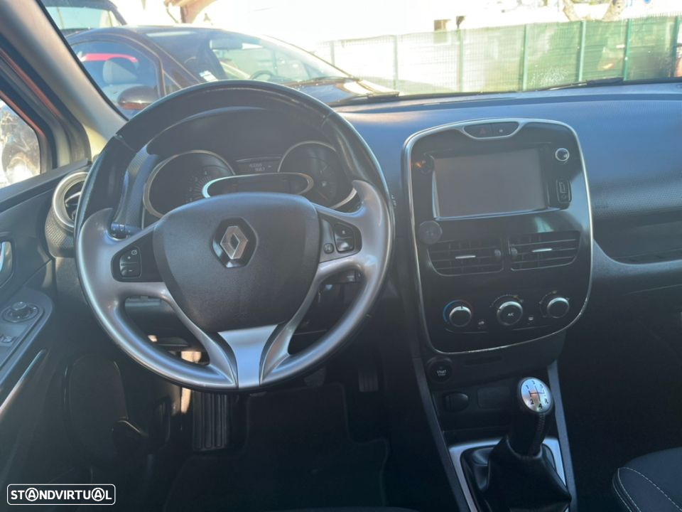 Renault Clio Sport Tourer 1.5 dCi Limited - 11