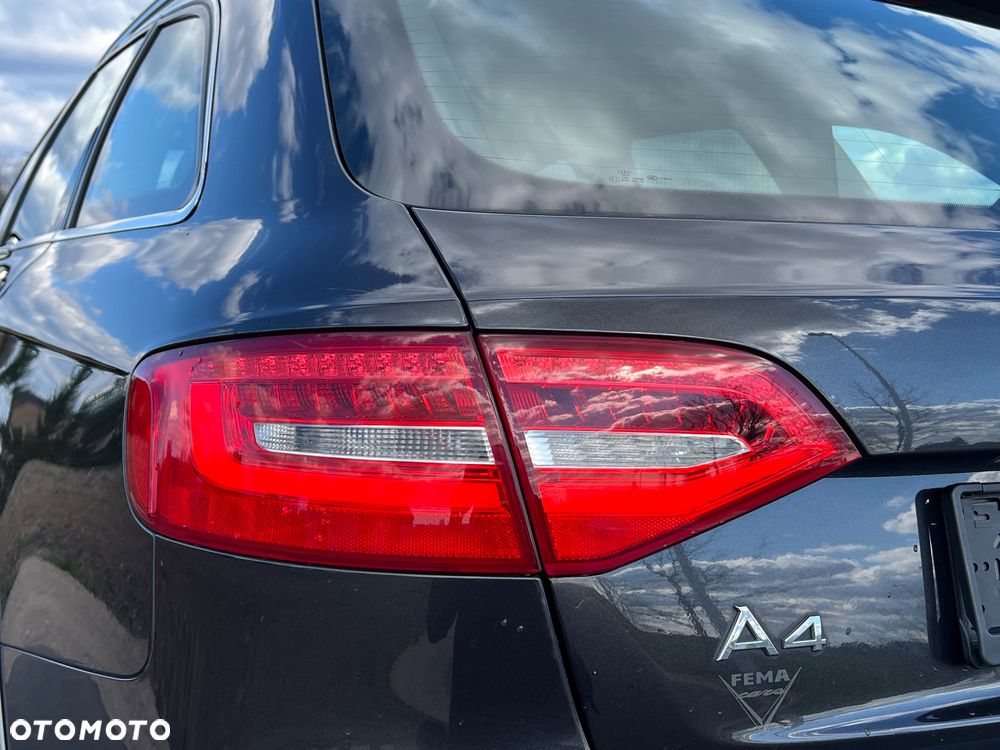 Audi A4 Avant 2.0 TDI DPF quattro S tronic Attraction - 23