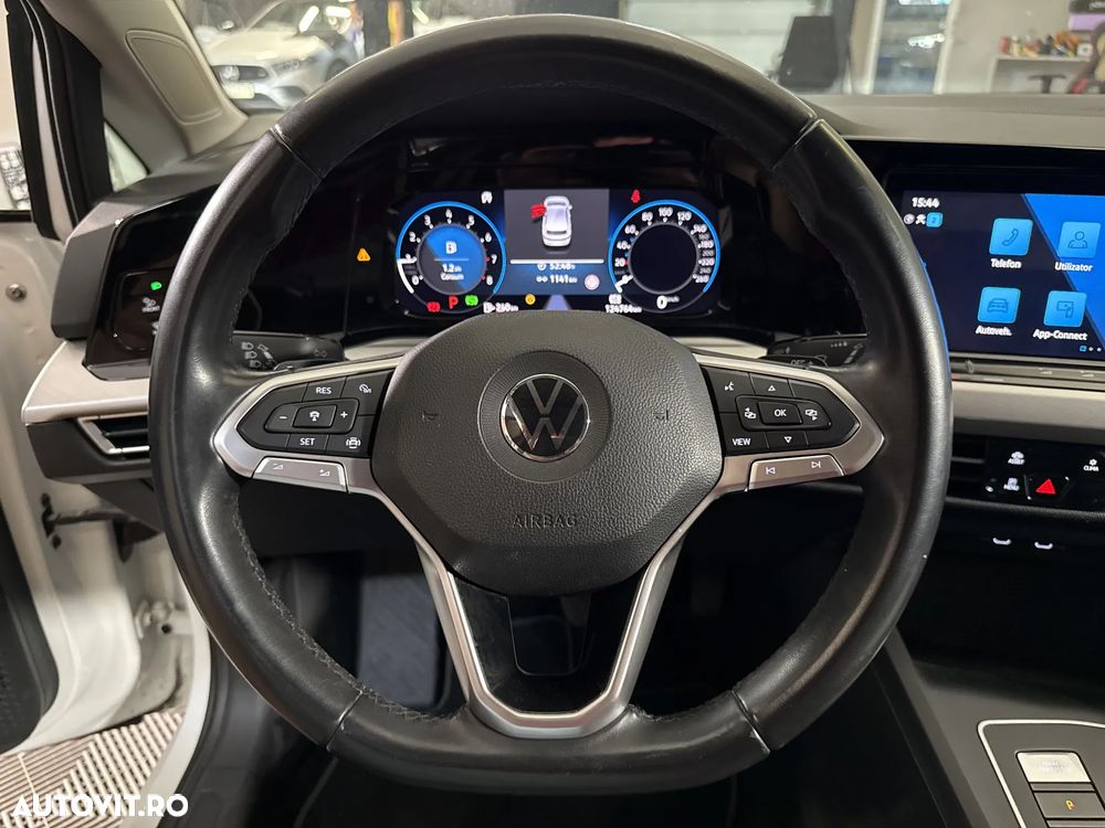 Volkswagen Golf - 16