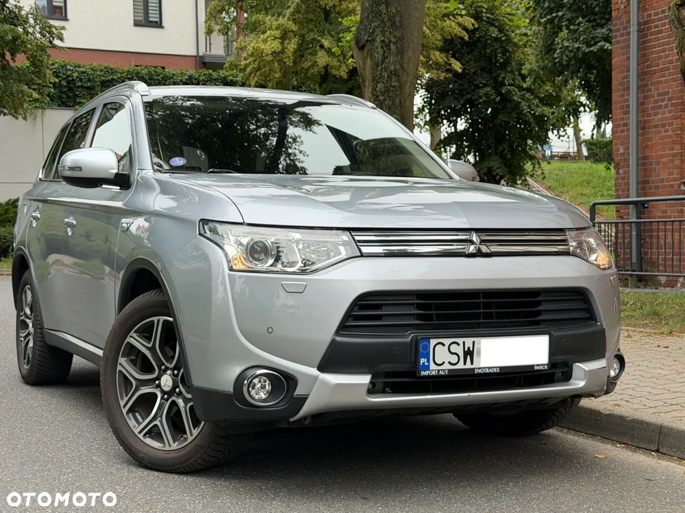 Mitsubishi Outlander 2.0 4WD Plus - 6