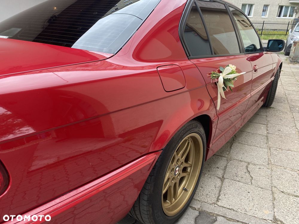 BMW Seria 7 740i - 3