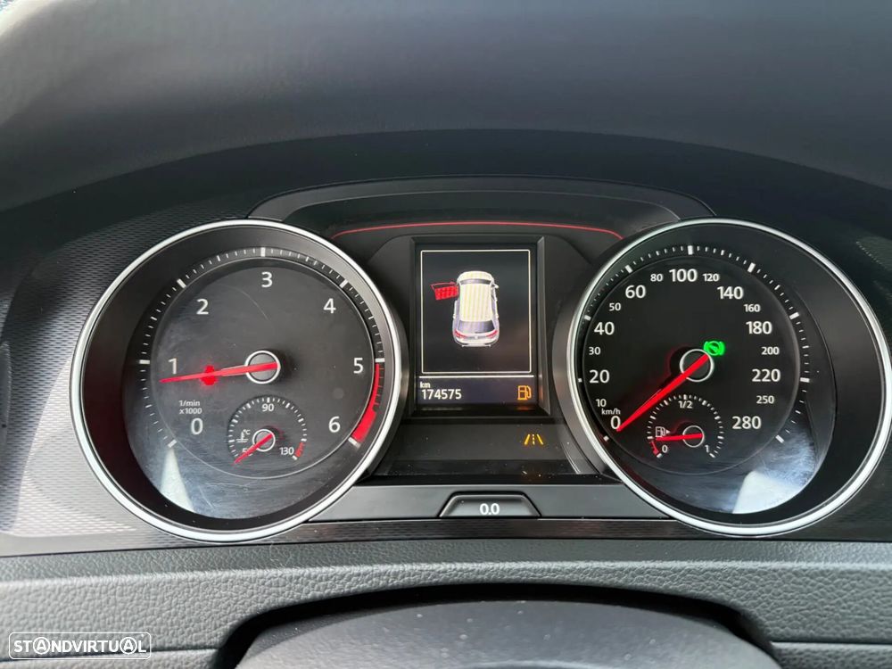 VW Golf 2.0 TDI GTD DSG - 11